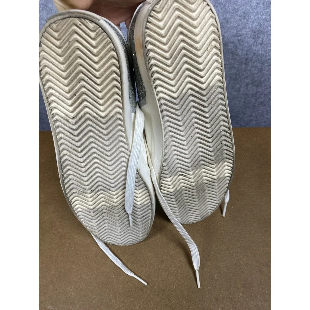 Sam & Libby Womens Glitter Star Sneakers White Silver Metallic Low Top 8.5